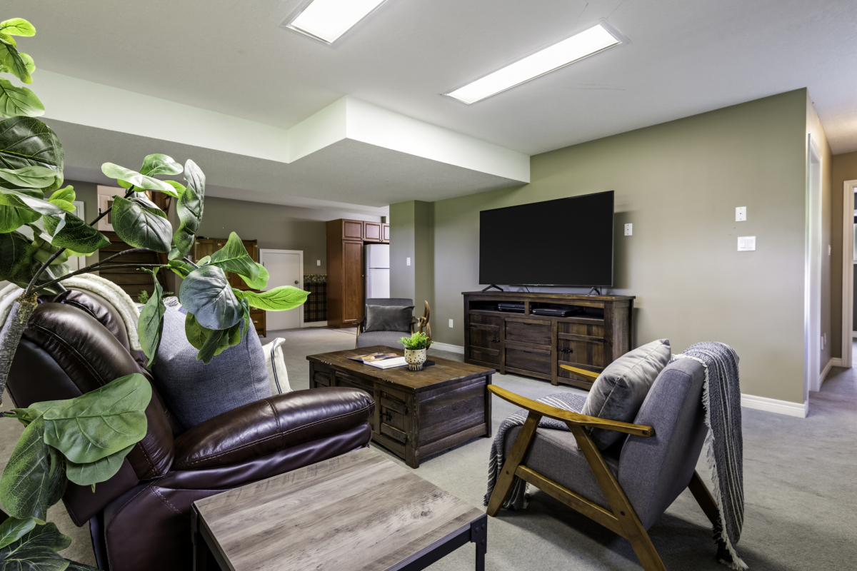 752119 Ida Street-44