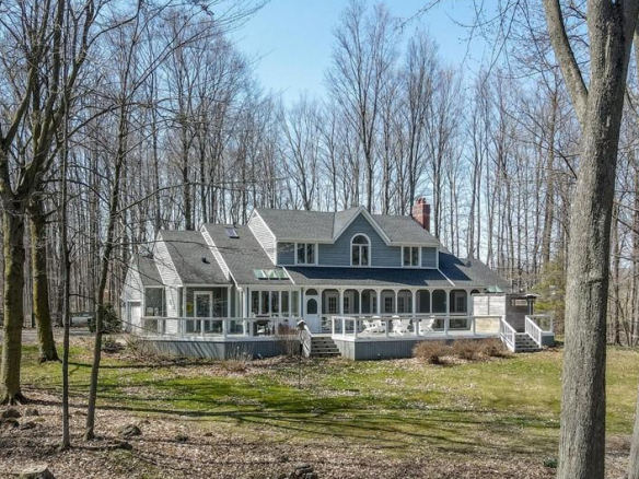 1334 Shellard Sdrd, North Dumfries Cambridge. Rural Luxury Estate Home