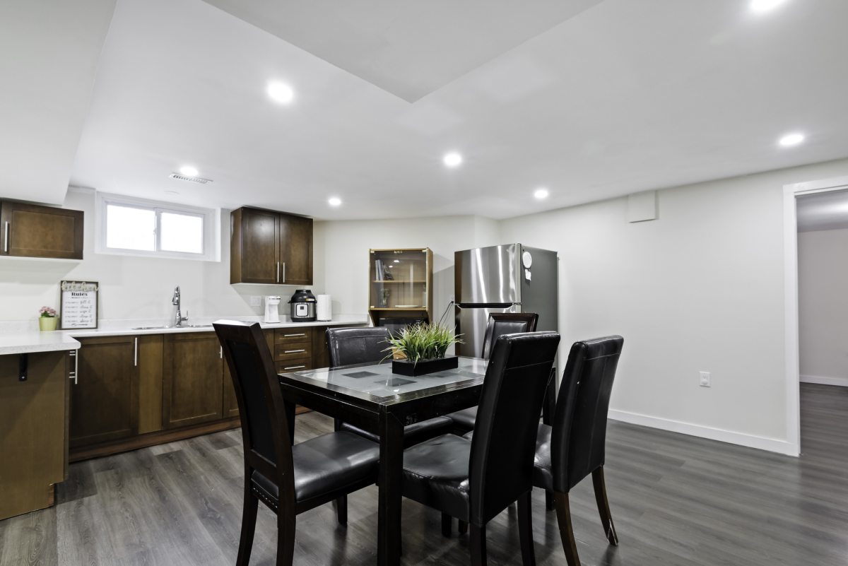 280 Doyle St_web-45