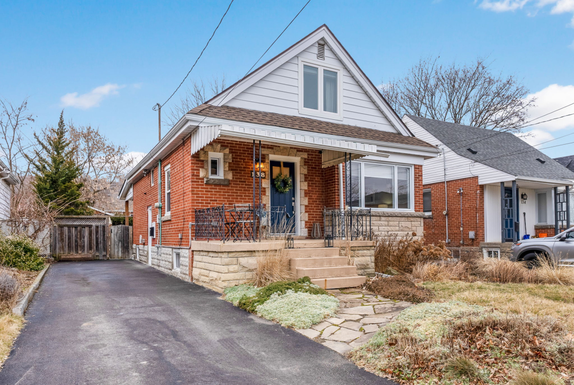 138 Erindale Ave. Hamilton - aerial image of front of house